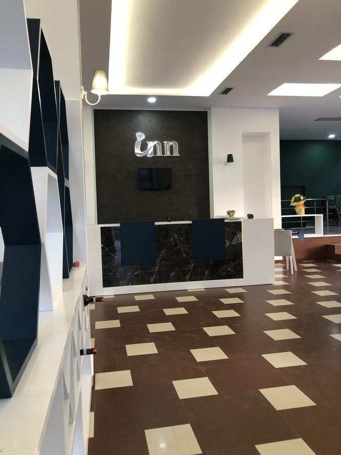 Inn Hotel Škalngur Buitenkant foto