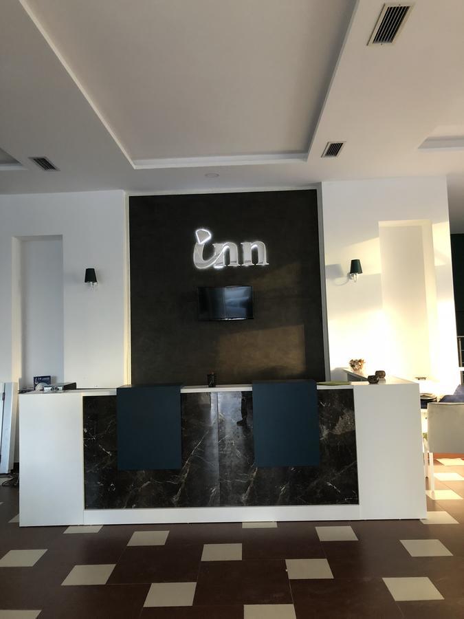 Inn Hotel Škalngur Buitenkant foto