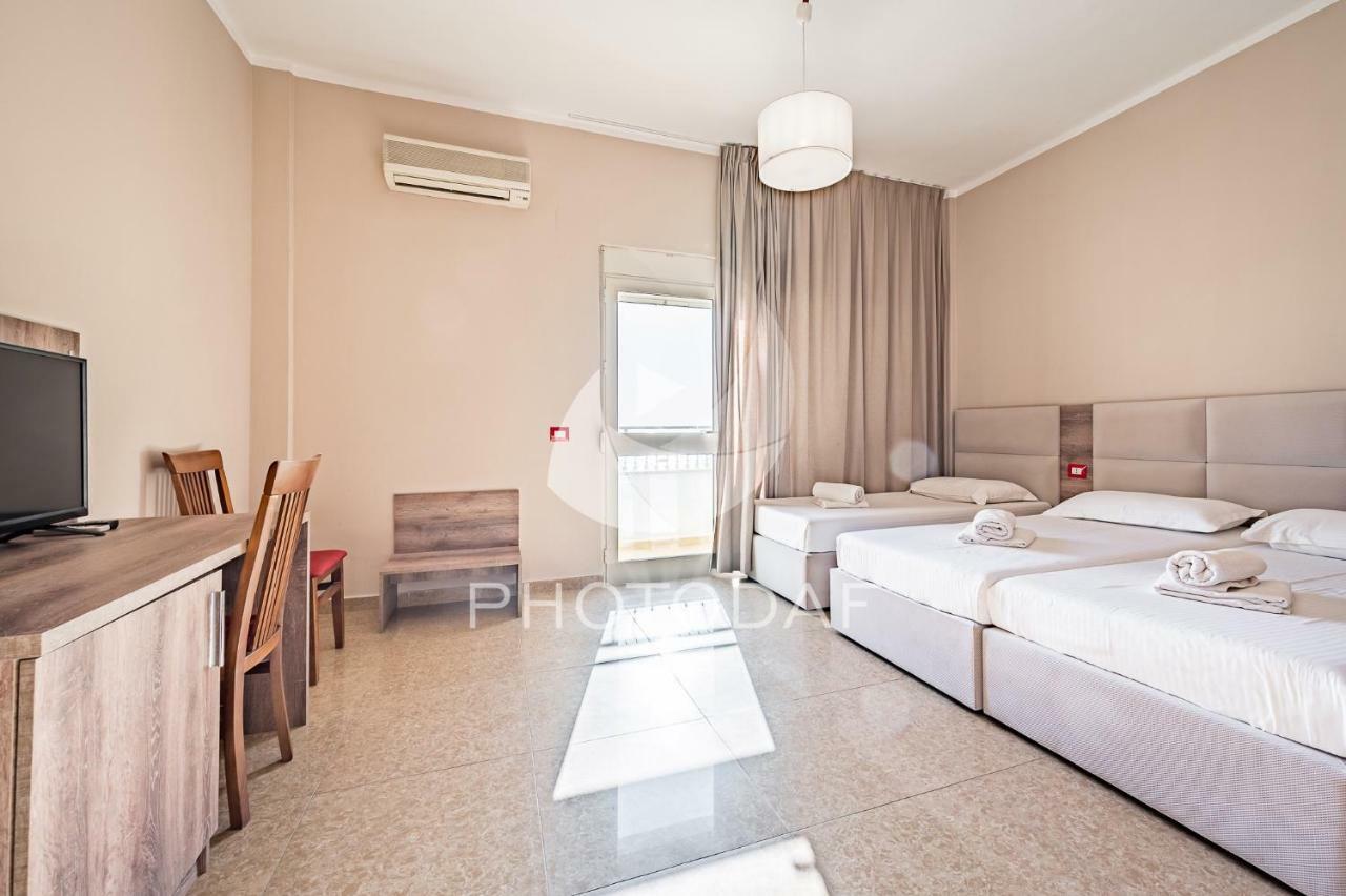 Inn Hotel Škalngur Buitenkant foto